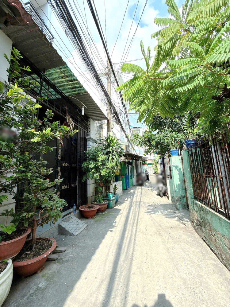 Nhà 3 Lầu Hẻm 198B Dương Bá Trạc -P2-Q8