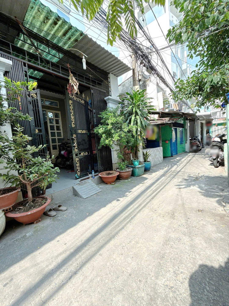 Nhà 3 Lầu Hẻm 198B Dương Bá Trạc -P2-Q8