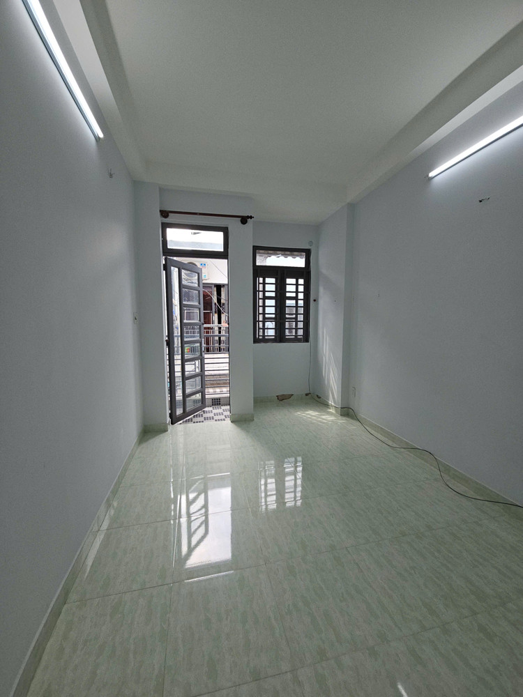 Bán Nhà Sát Mặt Tiền Ngang 3 Dài 17 Mtrung Tâm Q4 Cạnh Q1