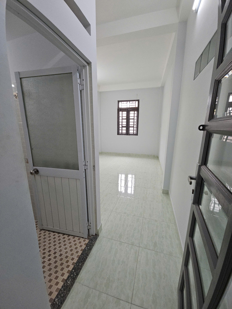 Bán Nhà Sát Mặt Tiền Ngang 3 Dài 17 Mtrung Tâm Q4 Cạnh Q1