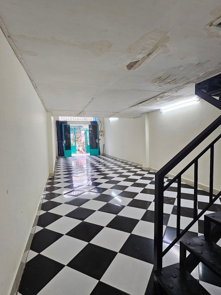 [K2905*] Hẻm Ôtô Thông Sát Chợ Xóm Mới, Đ. Thống Nhất, Giá 4.X Tỷ