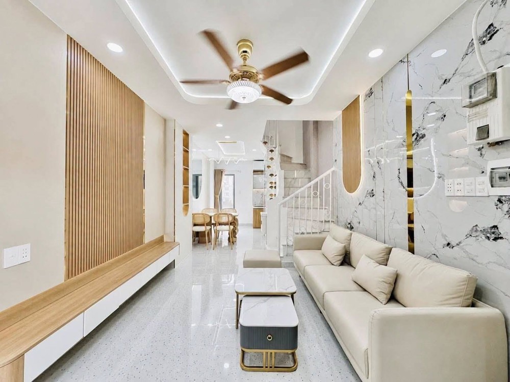 Giảm Gấp 300 Triệu – Nhà Đẹp Thích Quảng Đức - Phú Nhuận