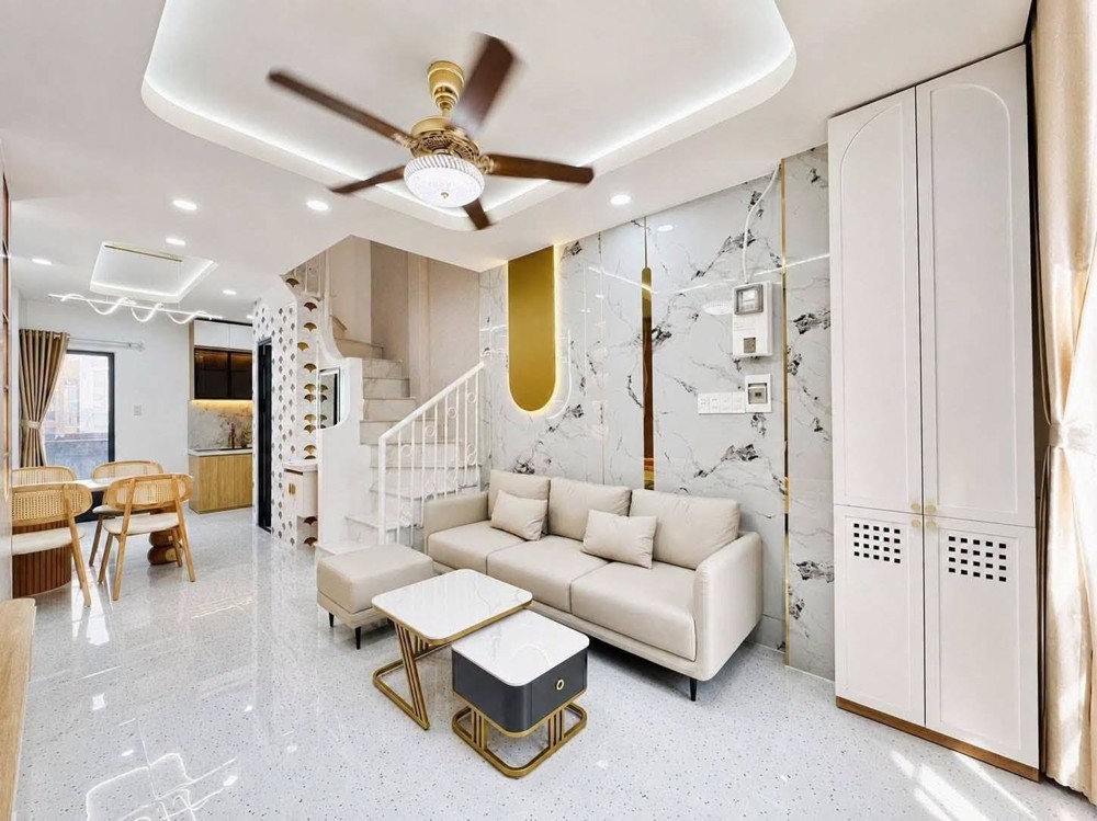 Giảm Gấp 300 Triệu – Nhà Đẹp Thích Quảng Đức - Phú Nhuận
