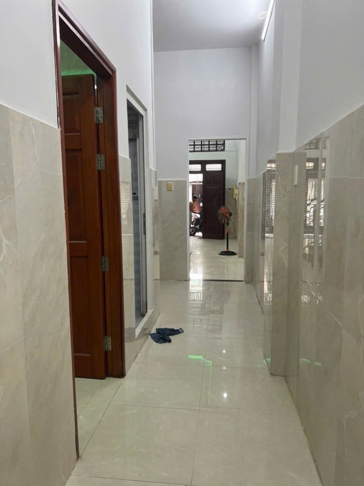 2 Mặt Tiền Xe Tải Bon Bon Thông Tứ Tung - Vị Trí Đẹp - Nhà 2 Tầng Đẹp Sổ Vuông Vức Hoàn Công - 68M2