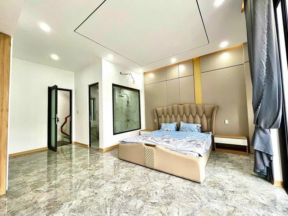 Bán Nhà 3 Tầng Đường Phùng Chí Kiên - Sát Kinh Dương Vương