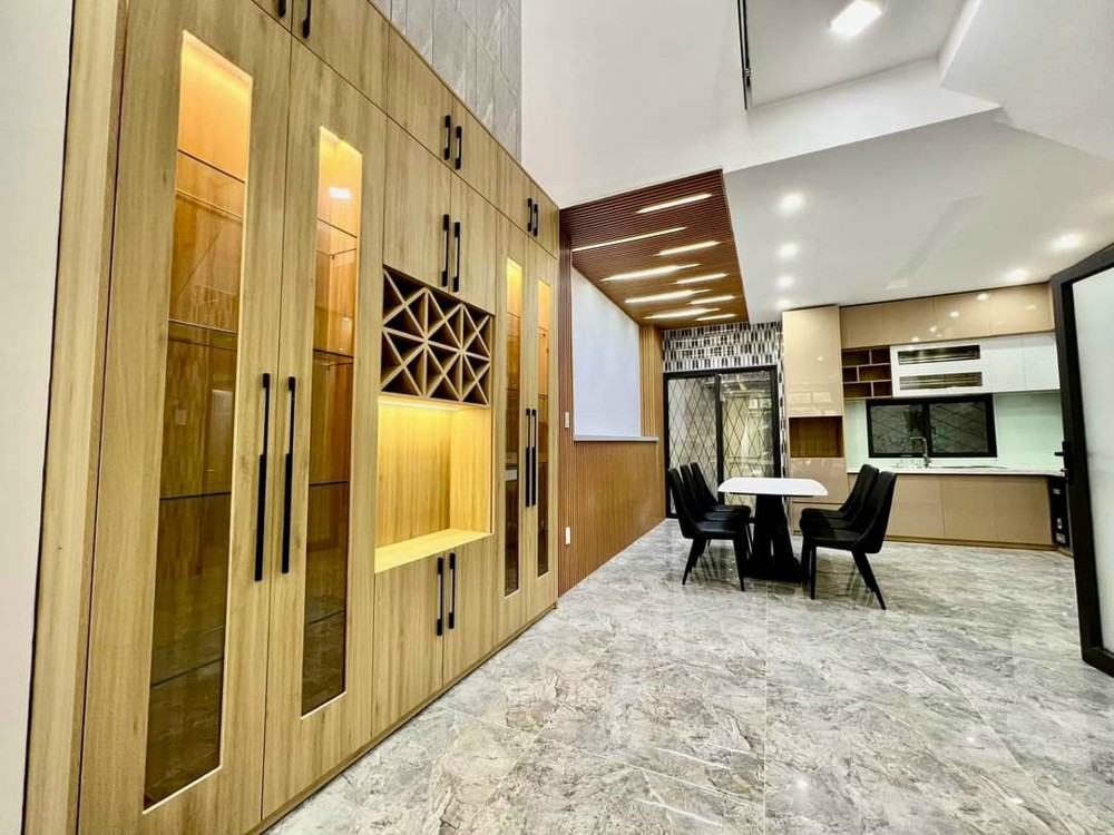 Bán Nhà 3 Tầng Đường Phùng Chí Kiên - Sát Kinh Dương Vương