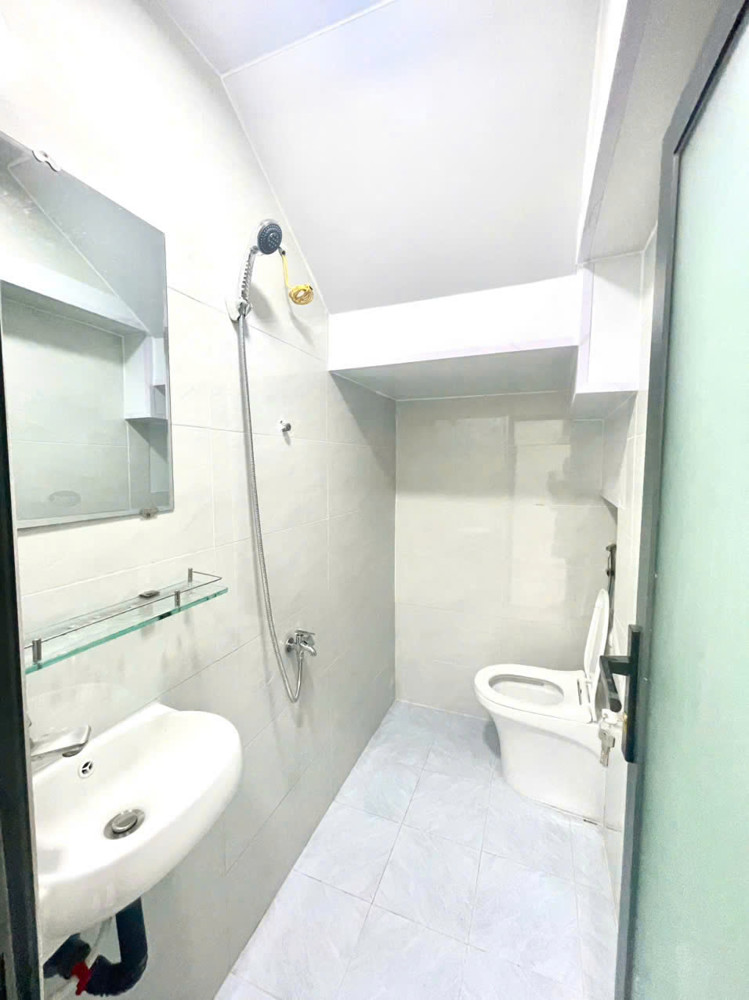 Nhà Hẻm 125 Nguyễn Thị Tần P.chánh Hưng (P1q8)