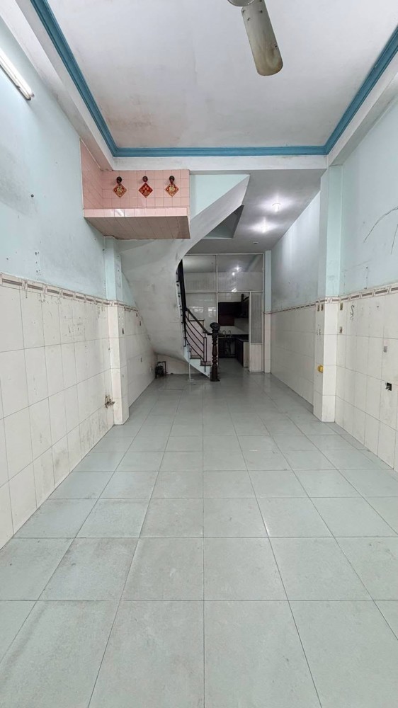 Q11 – Mặt Tiền Kinh Doanh Gần Chợ Phú Thọ 3.3 X 15M 4 Tầng Btct