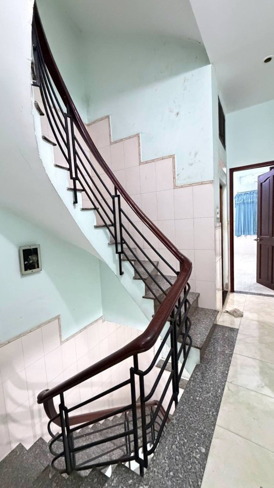 Q11 – Mặt Tiền Kinh Doanh Gần Chợ Phú Thọ 3.3 X 15M 4 Tầng Btct