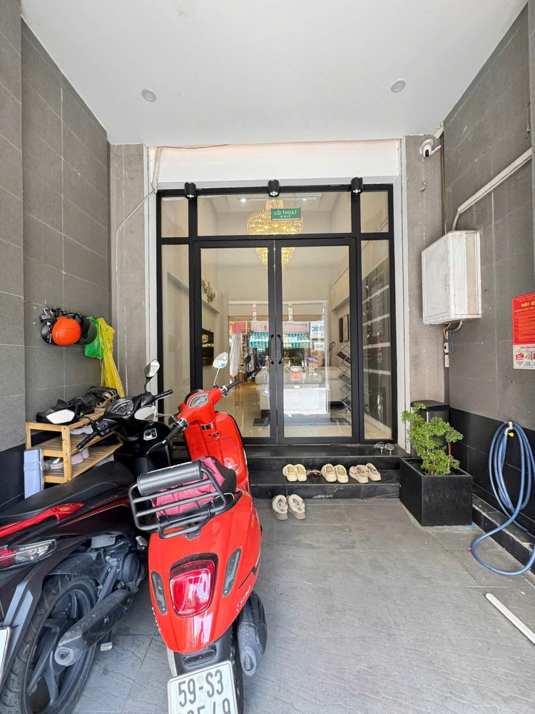 Hồ Chí Minh Cho Thuê Mặt Tiền Kinh Doanh Tầng Trệt
