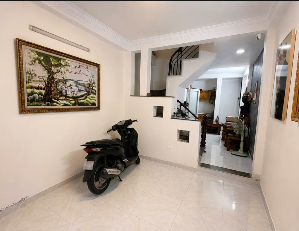 Nhà Đẹp Hẻm Xe Tải Thông Âu Cơ Tân Bình - 4 Tầng - 42M² - An Cư Đắc Địa