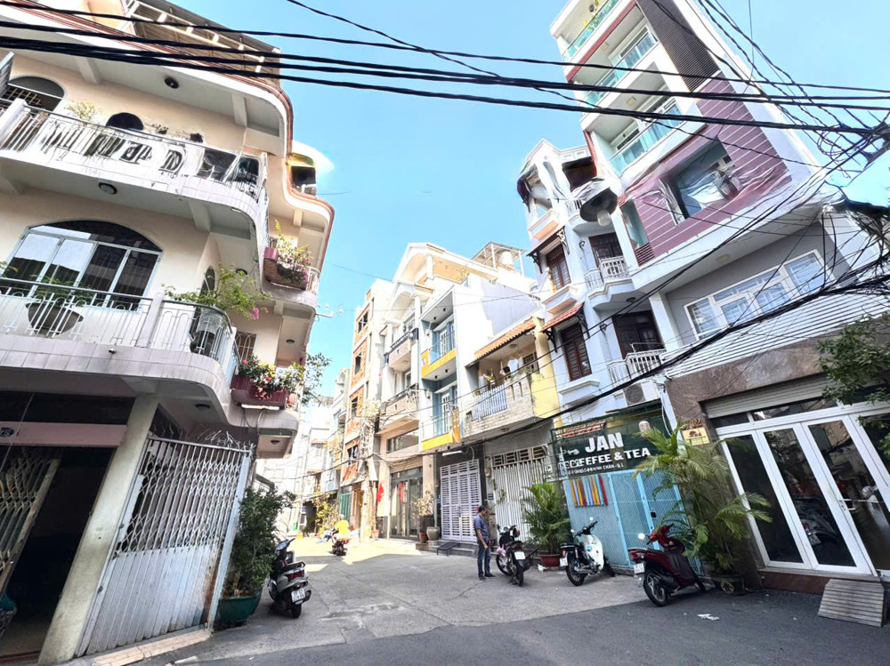 Hiếm- Bán Nhà 5 Tầng Ngay Bộ Công An Tp- Hxh 8M Đ.nguyễn Trãi, P.nguyễn Cư Trinh, Quận 1 - Dt 53M2