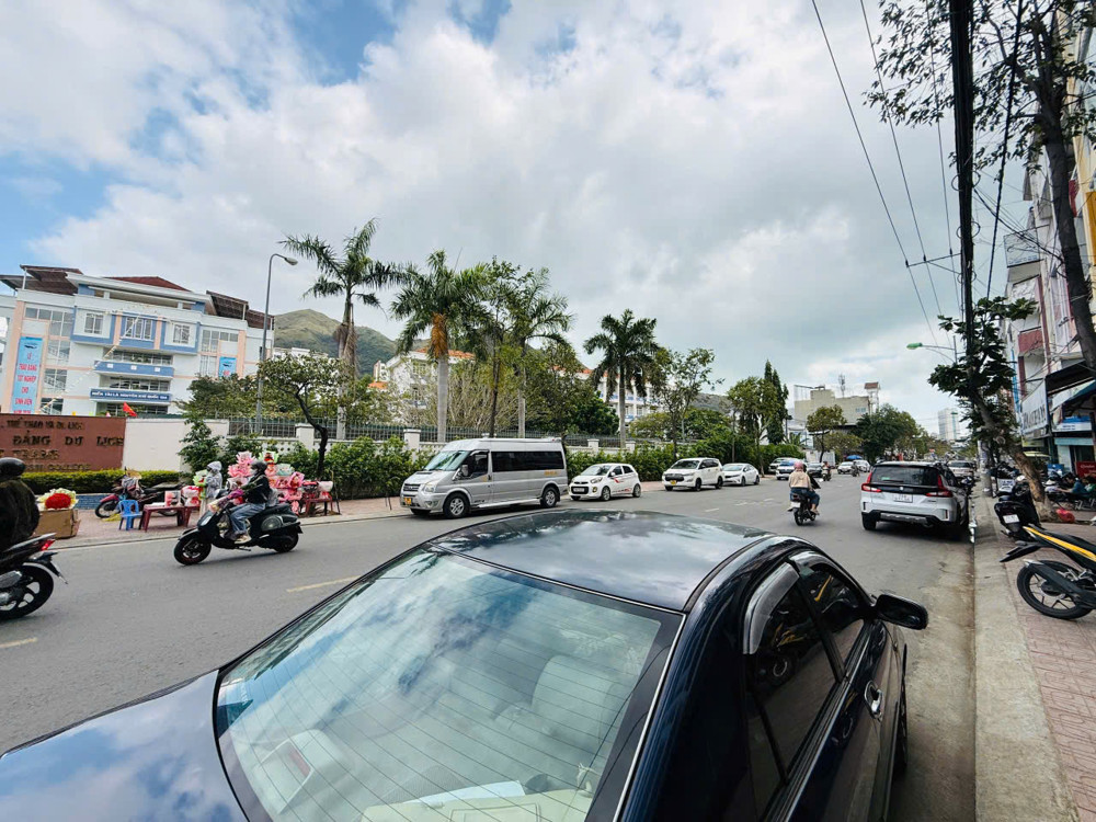 Bán Nhà Mặt Tiền Đường Điện Biên Phủ, Đối Diện Trường Cao Đẳng Du Lịch Nha Trang Chỉ 13.9 Tỷ