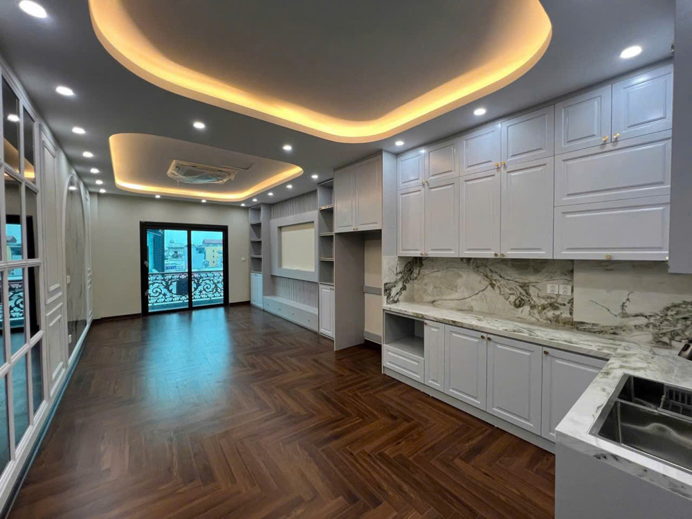 Siêu Phẩm Đàm Quang Trung – 61M² X 8 Tầng – Gara 2 Ô Tô – Thang Máy – Full Nội Thất Hàng