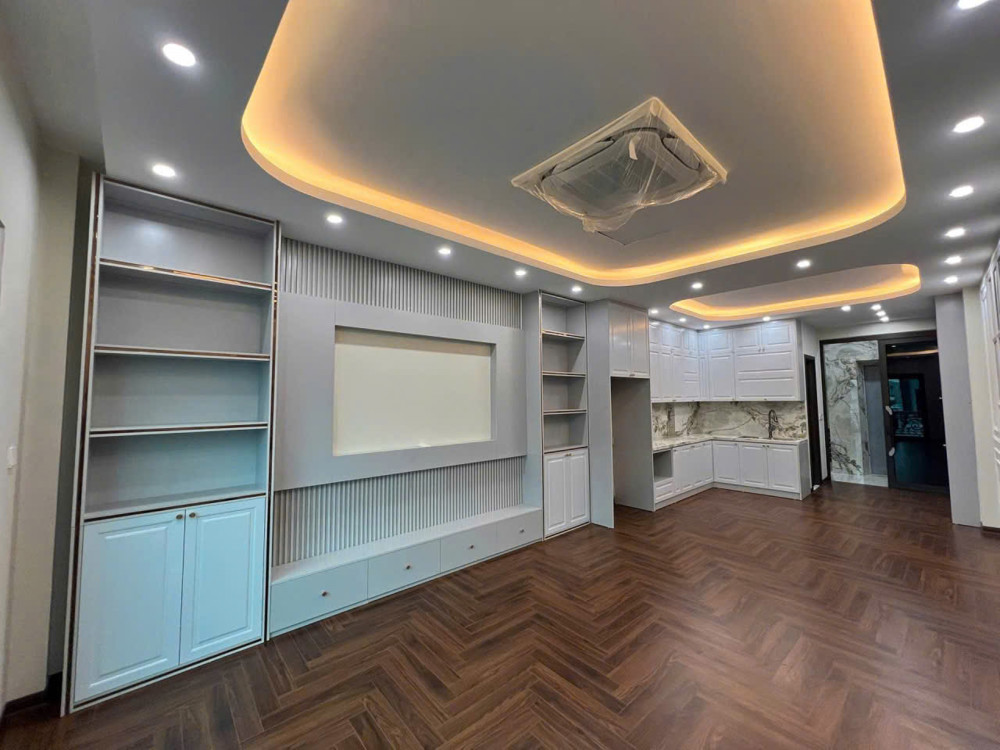 Siêu Phẩm Đàm Quang Trung – 61M² X 8 Tầng – Gara 2 Ô Tô – Thang Máy – Full Nội Thất Hàng