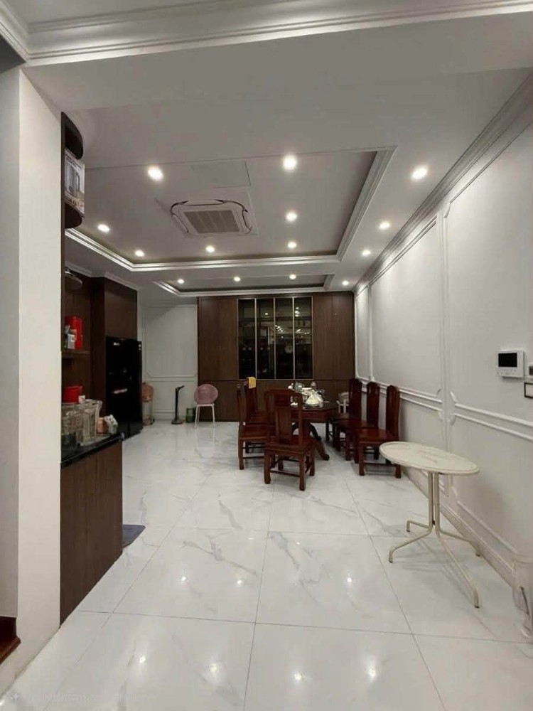 Biệt Thự Liền Kề Hoàng Hoa Thám – 104M² – 4 Tầng – Mt 5,5M – Thang Máy – Ô Tô Đỗ Cửa – 480Tr/m²