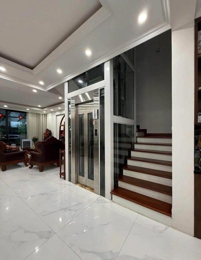 Biệt Thự Liền Kề Hoàng Hoa Thám – 104M² – 4 Tầng – Mt 5,5M – Thang Máy – Ô Tô Đỗ Cửa – 480Tr/m²