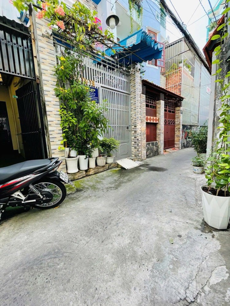 Trung Tâm Quận 10 – Hẻm 3 Gác – 42M² – 4 Tầng – 5Pn