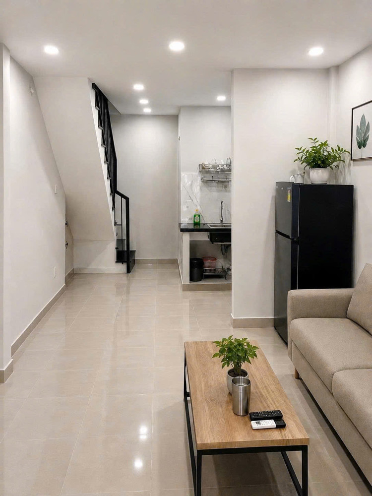 Bán Nhà Ngô Quyền, Quận 10, Dt 4 X 8M (32 M2), Giá 5.95 Tỷ