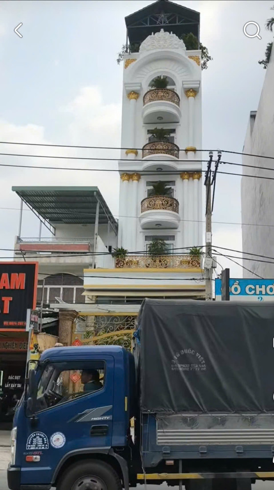 Cho Thuê Tòa Nhà 8 Tầng Mặt Tiền Nguyễn Ảnh Thủ – Quận 12