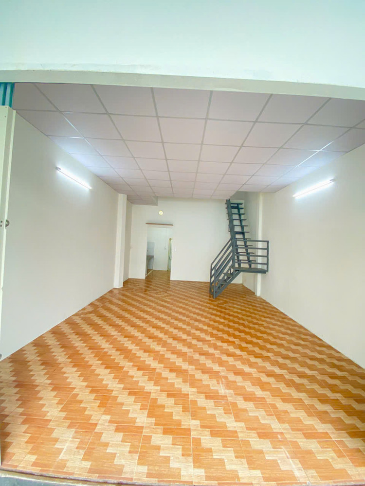 Chính Chủ Bán Nhà 2 Tầng Mới Sửa 138,3M2 - 2 Mặt Tiền Hẻm Xã Tân Kiên – Bình Chánh Cũ