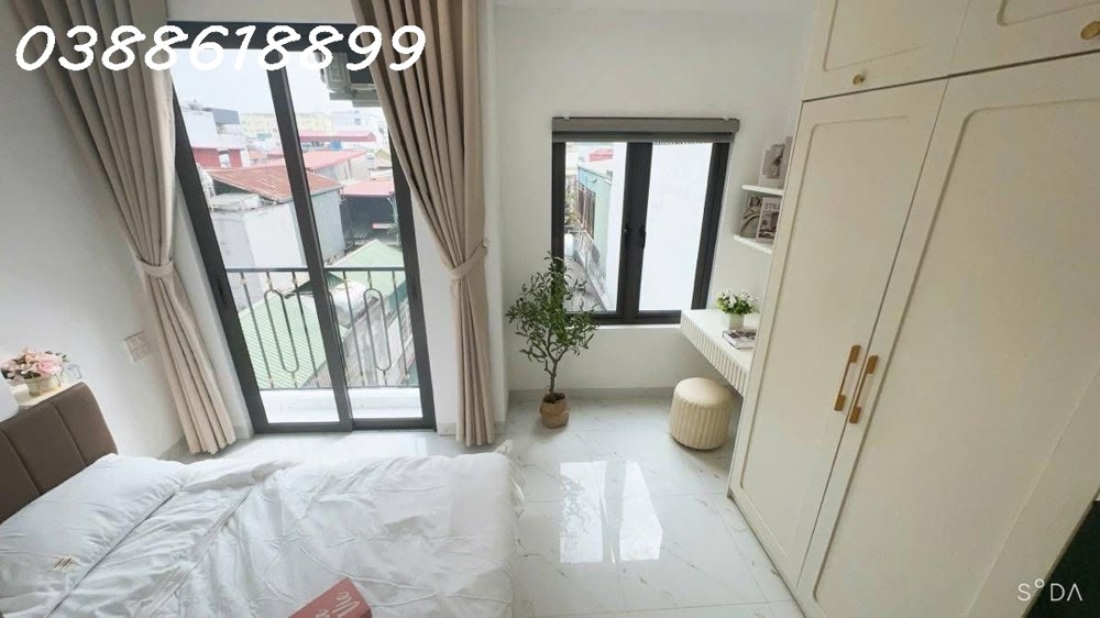 Tòa Nhà Hoàng Văn Thái – 98M² – 7 Tầng 1 Tum – Mt 8,4M – 2 Thoáng – 346Tr/m²