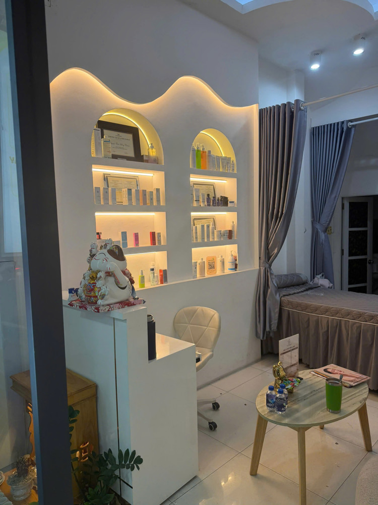 Sang Nhượng Spa Đẹp Đang Hoạt Động Tại Q8 , Hồ Chí Minh, Ngay Cầu Nguyễn Văn Cừ