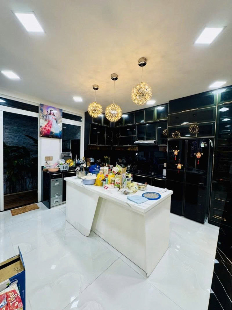 Bán Nhà Biệt Thự - Hxh 6M Gò Dầu, Giao Tân Quý, 8X20m, 4 Tầng Mới, 4Pn, Chỉ 16,9 Tỷ