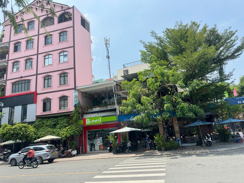 Sản Phẩm Độc Tôn Chào Bán - Góc 2 Mặt Tiền Đường Vĩnh Hội - Tiện Ích Hưởng Trọn Khu Thể Dục Thể