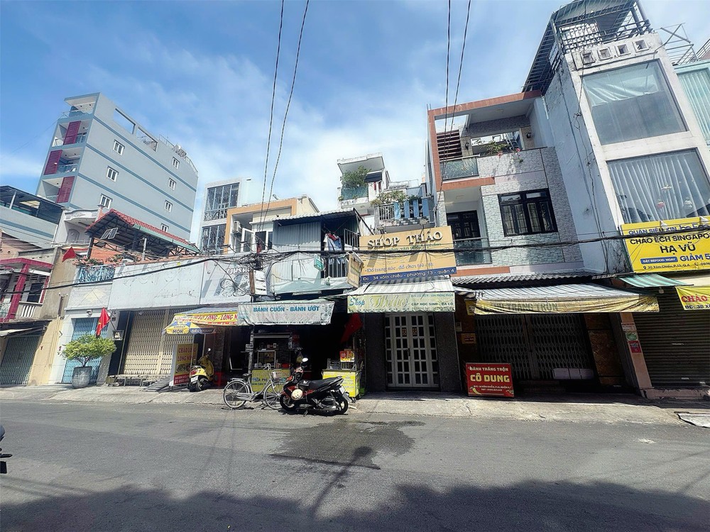 Sổ Đẹp 4M * 19M - Chủ Cần Bán Nhà Mặt Tiền Kinh Doanh Đường Xóm Chiếu Quận 4 -Giang Giang: