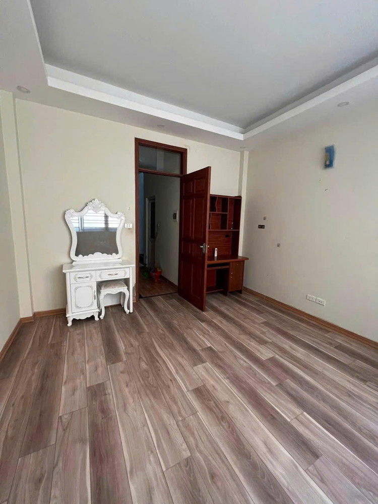Cho Thuê Nhà Riêng Tú Mỡ – Cầu Giấy 50M² × 5 Tầng 5Pn 16,5 Triệu/tháng