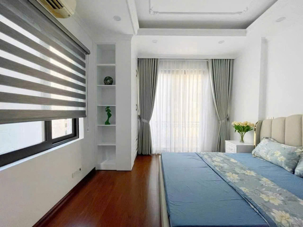 Cho Thuê Nhà Giáp Nhất – Thanh Xuân Hàng Xóm Royal City 40M² × 5 Tầng 5Pn Full Đồ