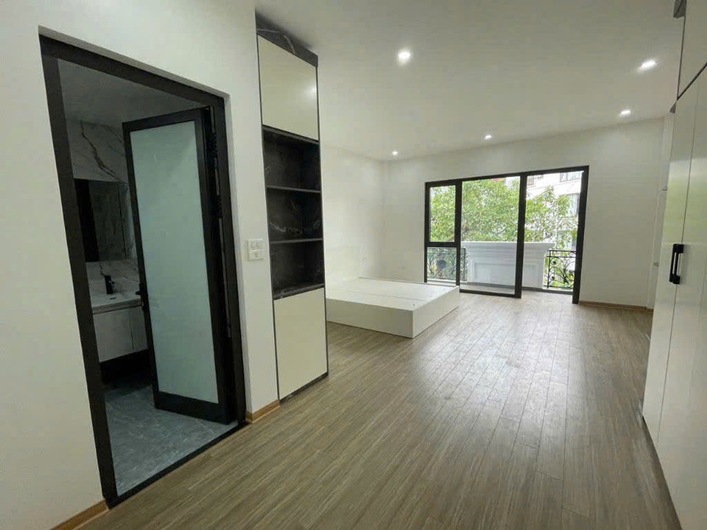 Cho Thuê Nhà Phân Lô Võ Chí Công – Thông Lạc Long Quân 60M² × 6 Tầng Mt 6M