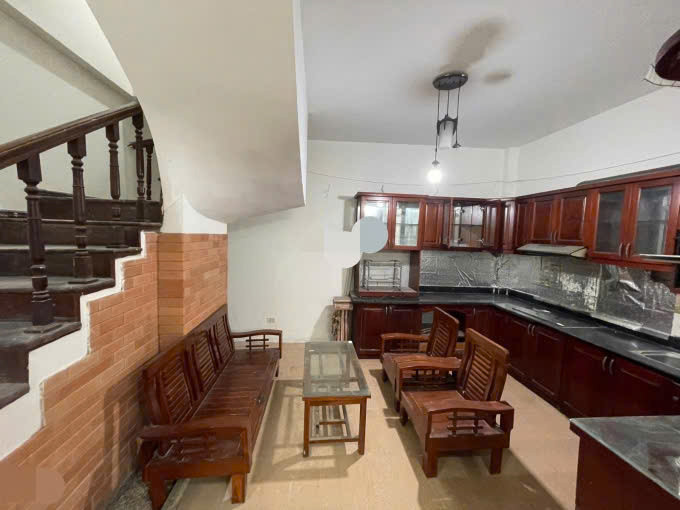Cho Thuê Nhà Ngõ 132 Cầu Giấy 42M² × 5 Tầng 5Pn 15 Triệu/tháng
