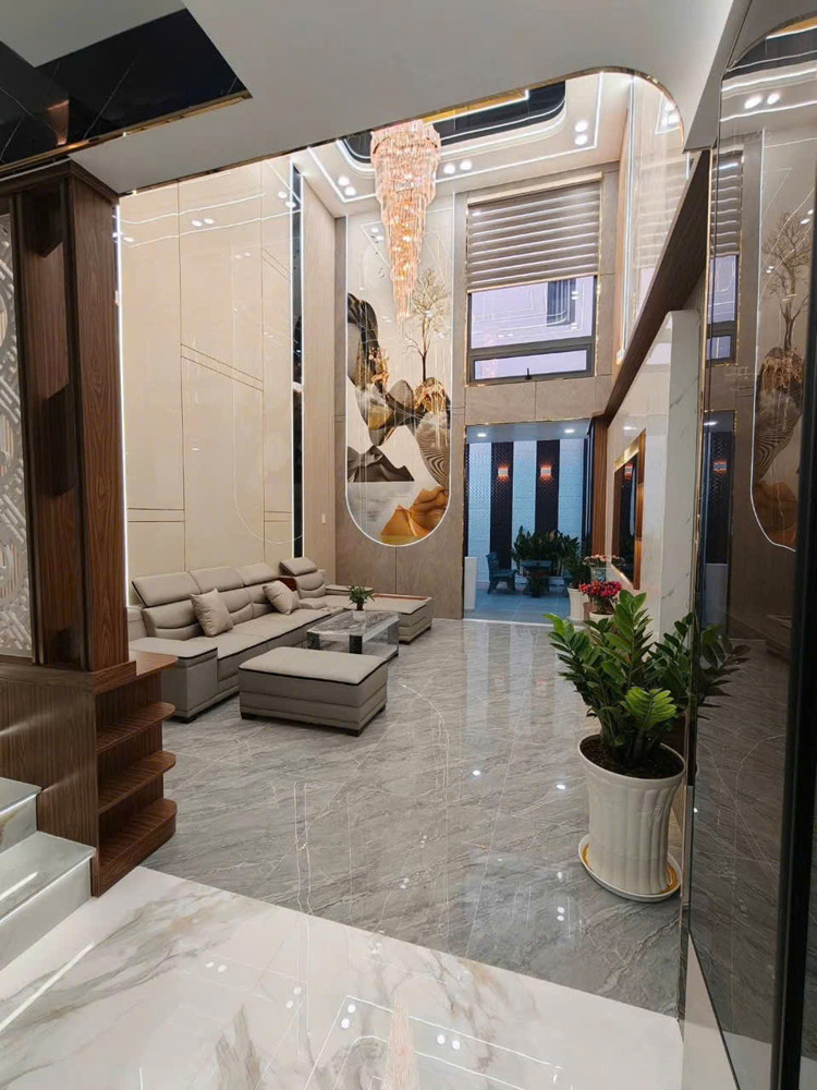 Hot! Ra Mắt Căn Nhà Phố Siêu Đẹp Có Thang Máy Trung Tâm Quận 12