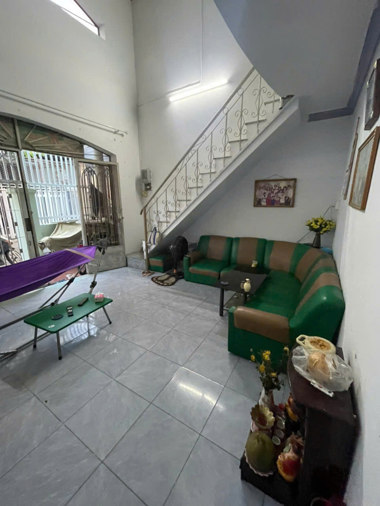Bán Nhà Hẻm Đường Nguyễn Biểu Nha Trang, Nhà Có Chiều Ngang Hơn 6M Rất Đẹp