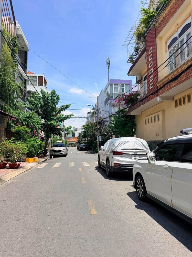 Nhà 4 Tầng Âu Cơ – Tân Phú Hẻm Xe Hơi 64M² 5Pn