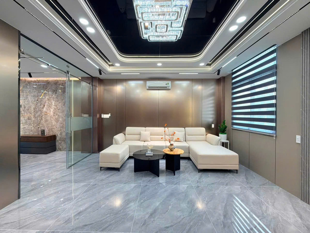 Siêu Phẩm Tch18 – Chỉ 100M Ra Đh Giao Thông Vận Tải – Có Thang Máy Hiện Đại