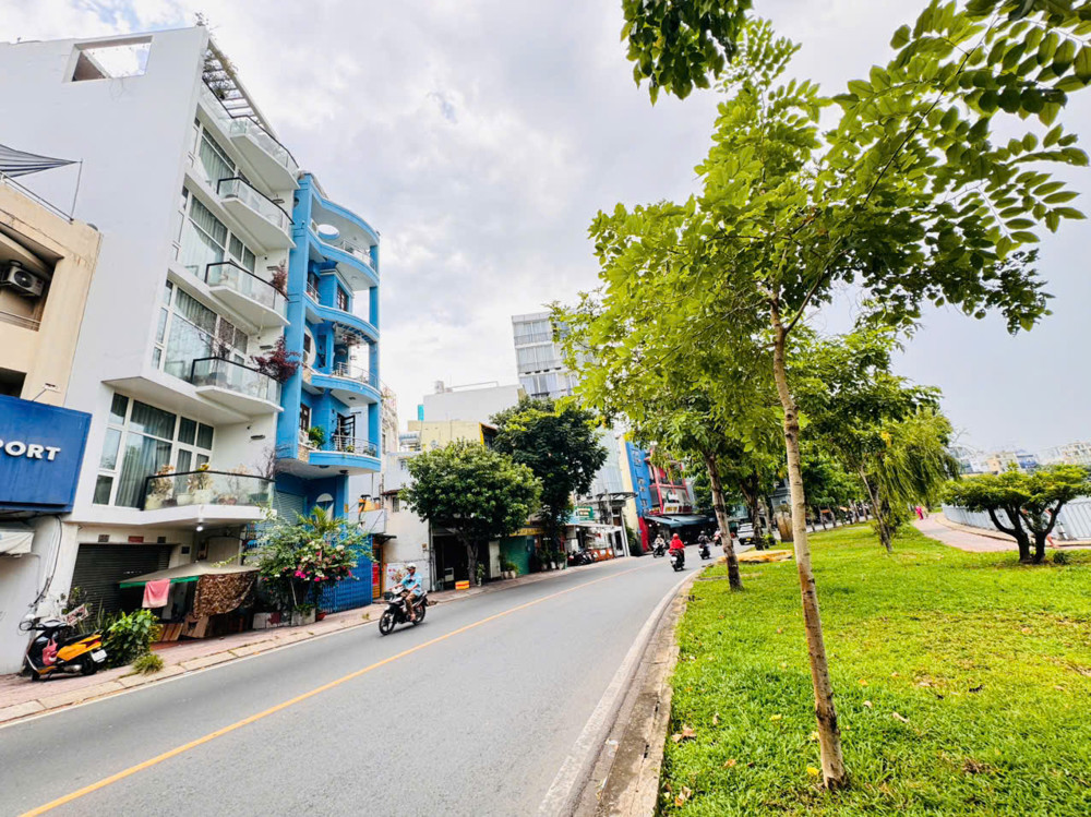 Quận 3: Chính Chủ 0938676685 Bán Nhà 6 Tầng Có Hầm Mặt Tiền Kinh Doanh Trường Sa, Nhiêu Lộc- Dt Đẹp