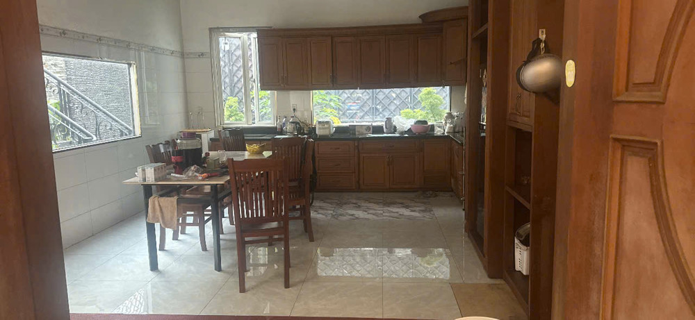 Cho Thuê Nhà Diện Tích Lớn – 8X40m Full Thổ Cư Mt Lê Văn Khương Q12