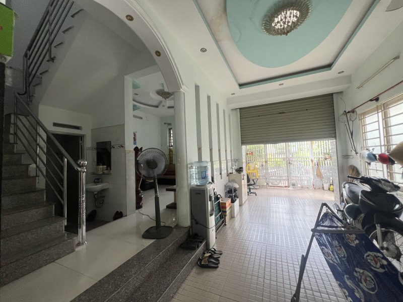 Bán Nhà 2 Tầng, 78M2 Tại Đường Số 4, Linh Tây, Thủ Đức, Tp Hcm. Sổ Hồng Riêng, Giá Chỉ 5,68 Tỷ
