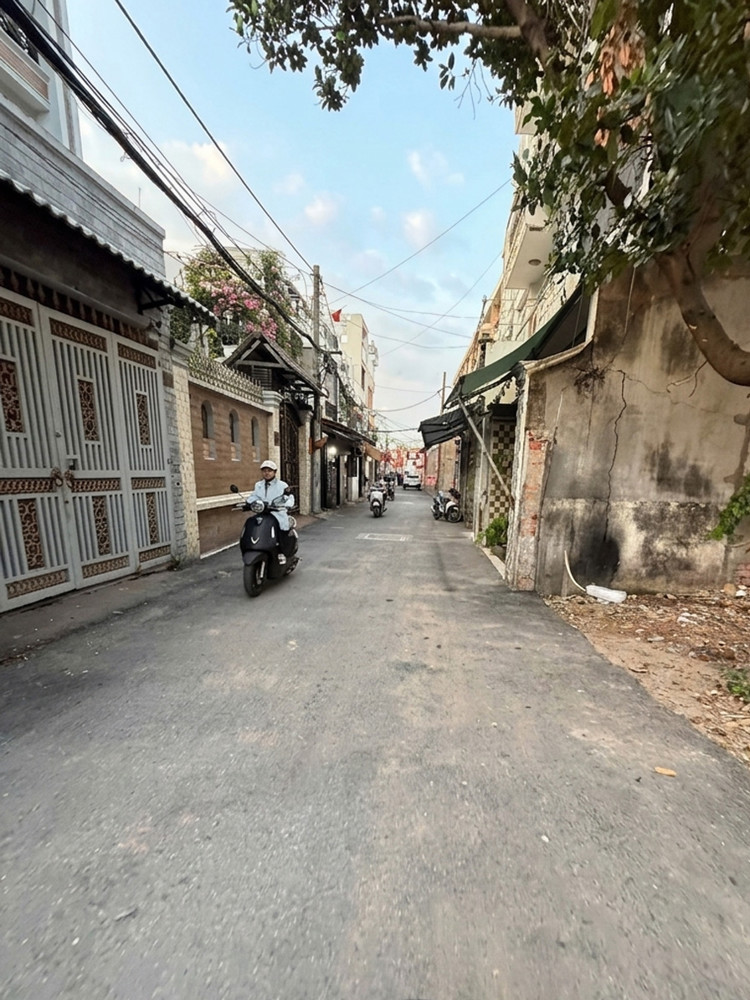 D2908 3 Lô Đất 1/ Lê Đức Thọ Sát Chợ Xóm Mới, Hẻm Ôtô Né, 4.X Tỷ