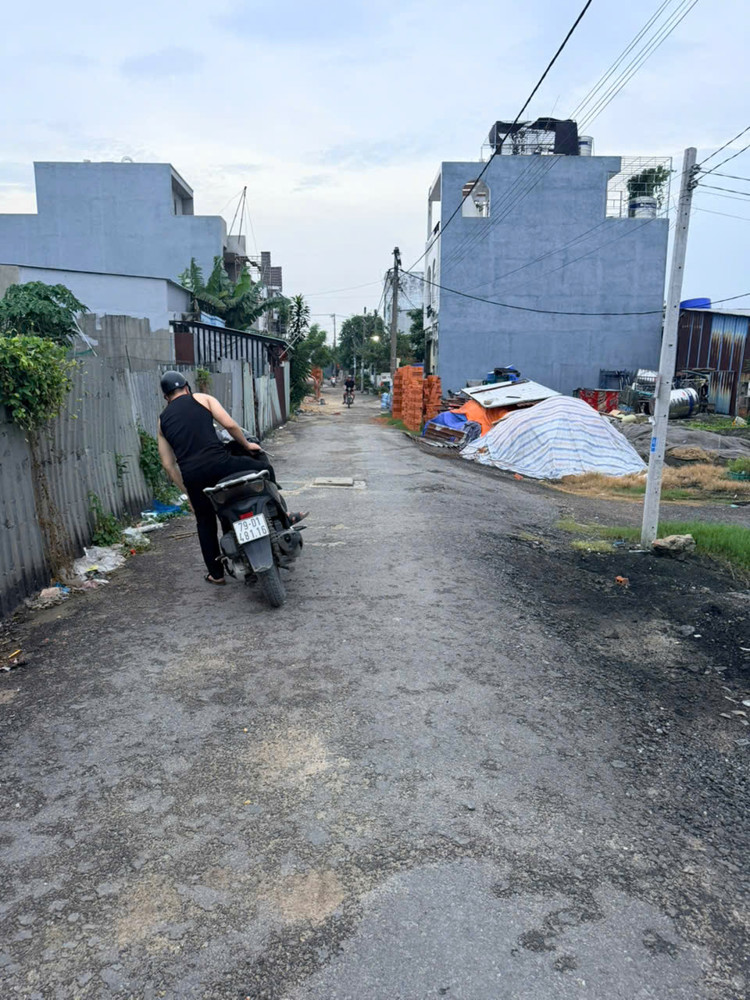 Đất Đẹp - Giá Tốt - Cần Bán Nhanh Lô Đất 2 Mặt Tiền Tại Đông Thạnh, Hóc Môn, Tp Hồ Chí Minh