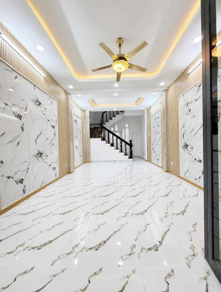 Nhà Mới 3 Lầu Shhc Hẻm 154 Âu Dương Lân P.chánh Hưng P3q8