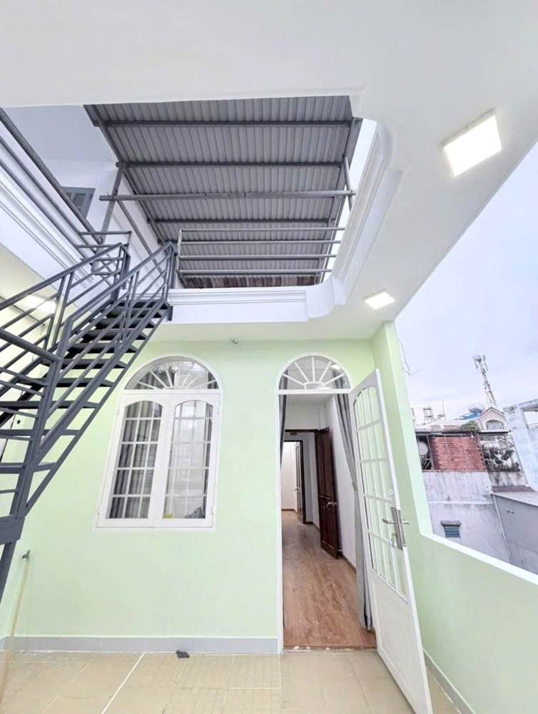 Nhà Mới 3 Lầu Shhc Hẻm 154 Âu Dương Lân P.chánh Hưng P3q8