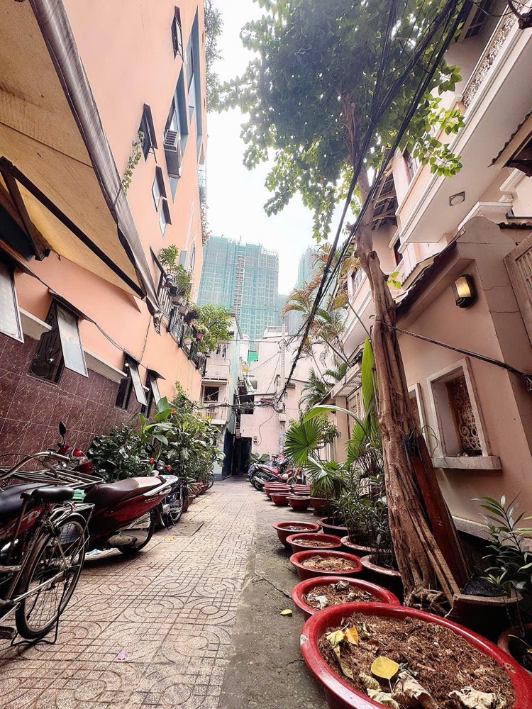 Chủ 1 Đời Xưa Bán Nhà 2 Tầng Mặt Tiền Hxh Đ.cô Giang, P.cô Giang, Quận 1- Dt Đẹp 5,7M*16m Vuông
