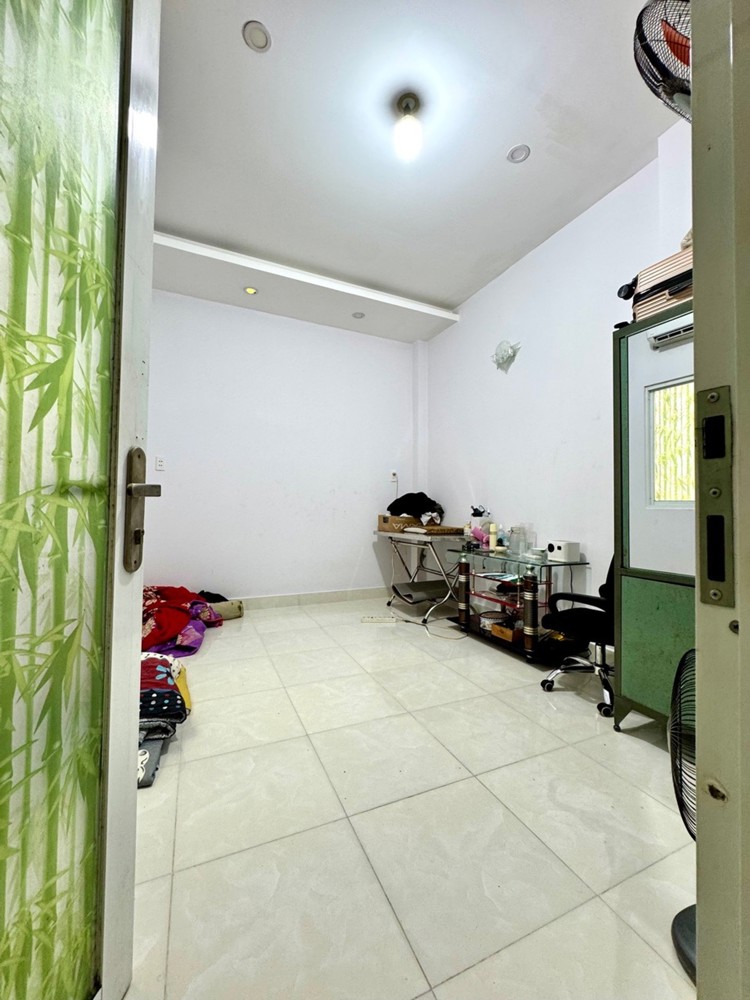 Bán Nhà 2 Tầng – 60M² – 3Pn, 3Wc – Hẻm Thẳng 1 Trục