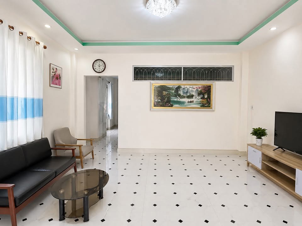 Bán Nhà Lương Văn Can Đất Lớn 174M² Q.8 – Hẻm Xe Tải 8M – Sổ Vuông A4- Nhĩnh 11 Tỷ