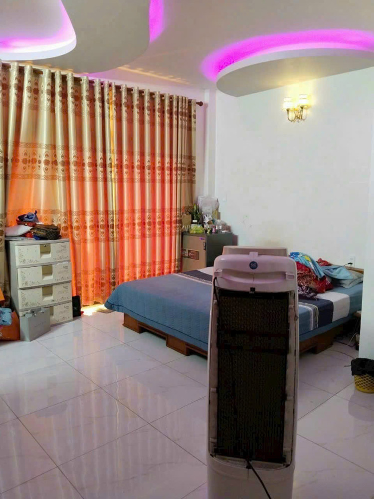 Nhà Đẹp Kdc Hiệp Thành City, Q12 1 Trệt 3 Lầu – Đường 10M Có Vỉa Hè – Giá Chỉ 9.45 Tỷ Tl!