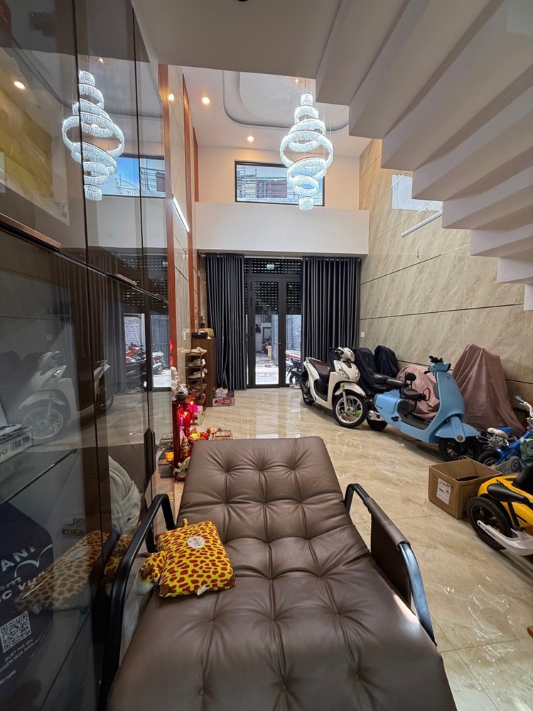 Nhà Đẹp Tân Quý Tân Phú 48M2 - Khu Dân Trí - 5 Tầng - Dtsd 200M2 - Chỉ Nhỉnh 8 Tỷ